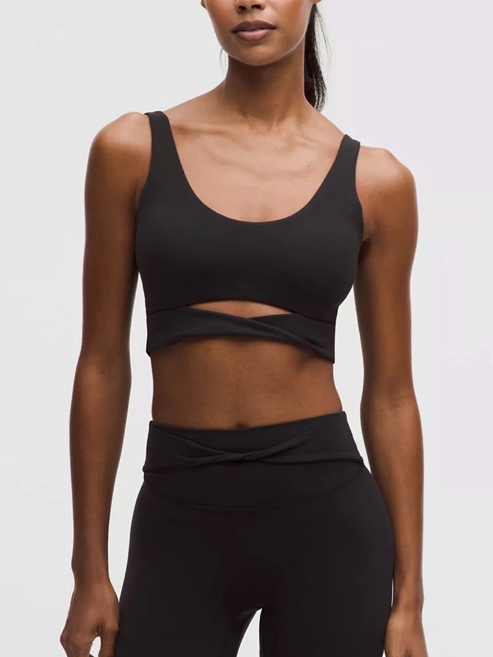 Lululemon twist front sports bra